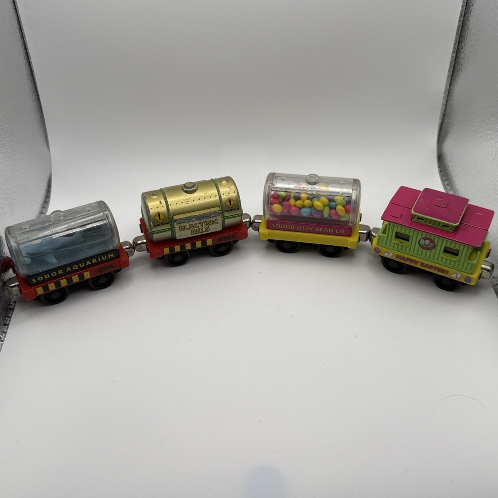 Thomas & Friends Diecast‎ Metal Train Easter Egg Jelly Bean Aquarium Eels 4 Lot